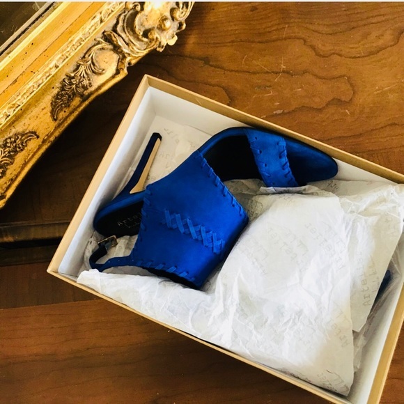 Nicole Miller Artelier Percy Suede Heels - Picture 3 of 6